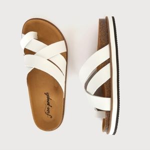 Ventura White Strappy Slide Sandal
